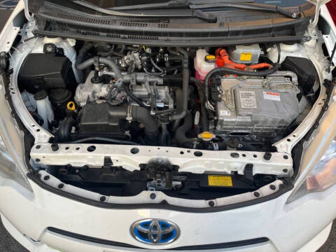 2012 Toyota Prius c Four