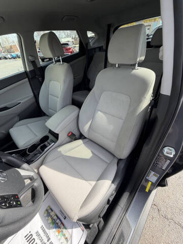 2017 Hyundai Tucson SE