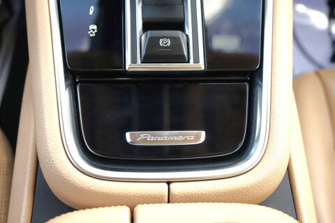 2021 Porsche Panamera 4