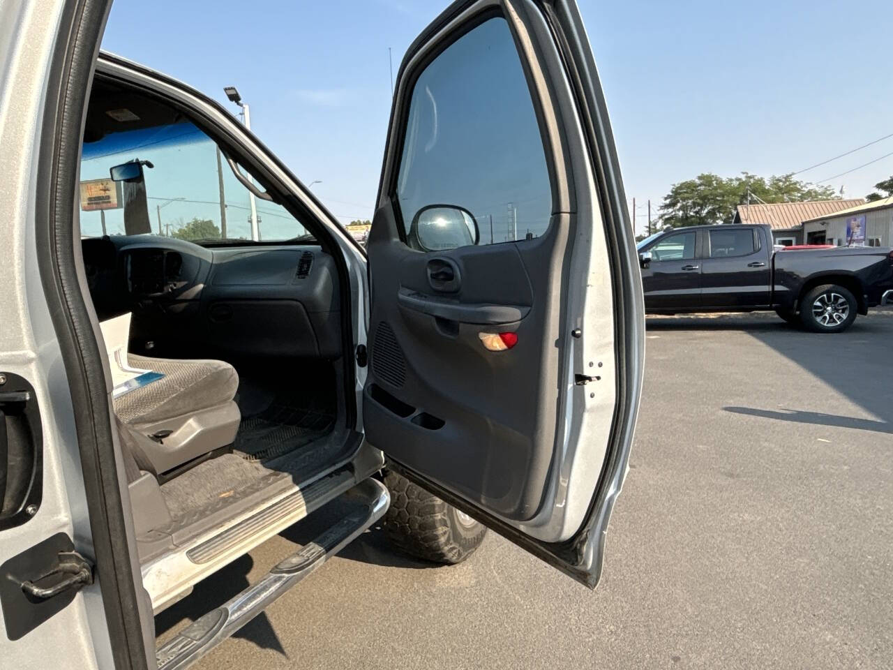 2001 Ford F-150 for sale at PIERCY MOTORS INC in Union Gap, WA