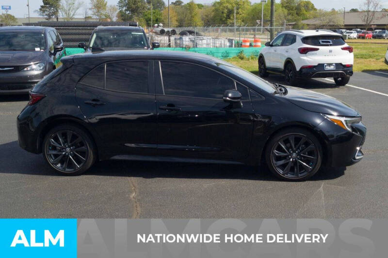 2025 Toyota Corolla Hatchback XSE