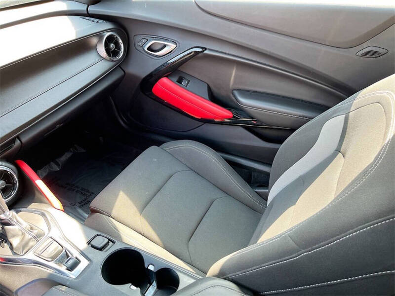 2022 Chevrolet Camaro LT