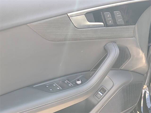 2024 Audi A4 quattro S line Prem Plus 45 TFSI