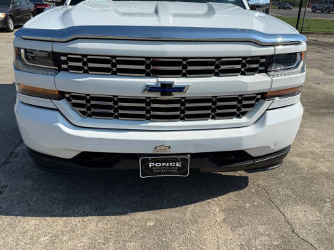 2017 Chevrolet Silverado 1500 Custom