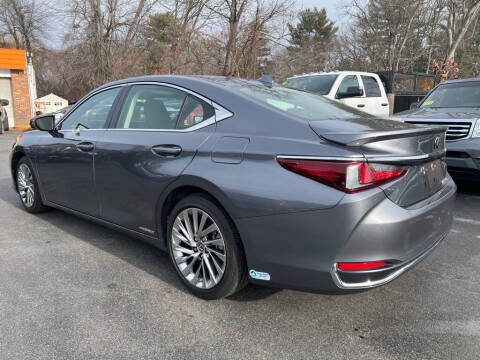 2019 Lexus ES 300h
