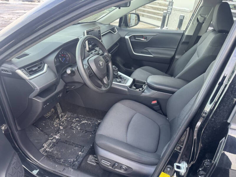 2019 Toyota RAV4 Hybrid XLE