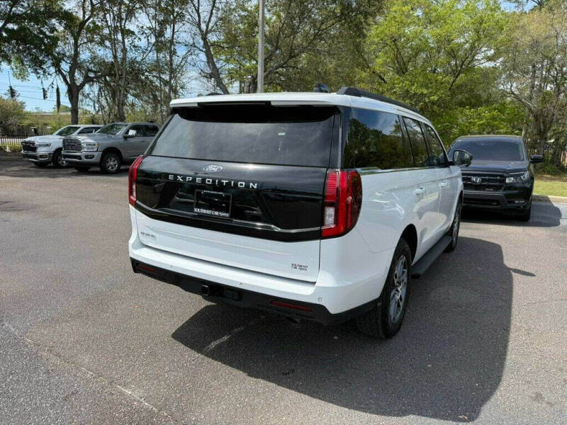 2025 Ford Expedition Active