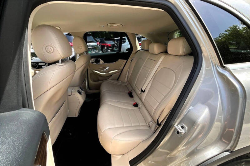 2021 Mercedes-Benz GLC GLC 300