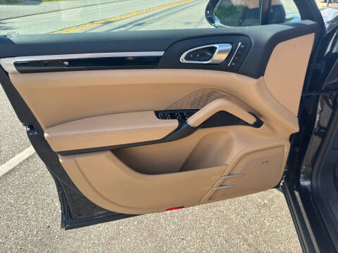 2017 Porsche Cayenne S
