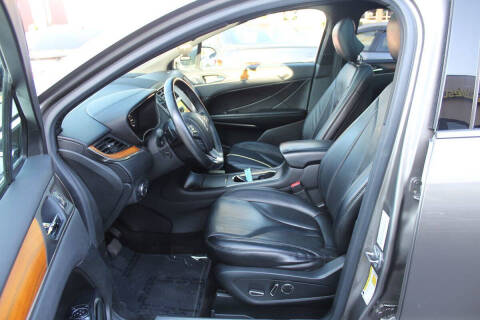 2017 Lincoln MKC Select