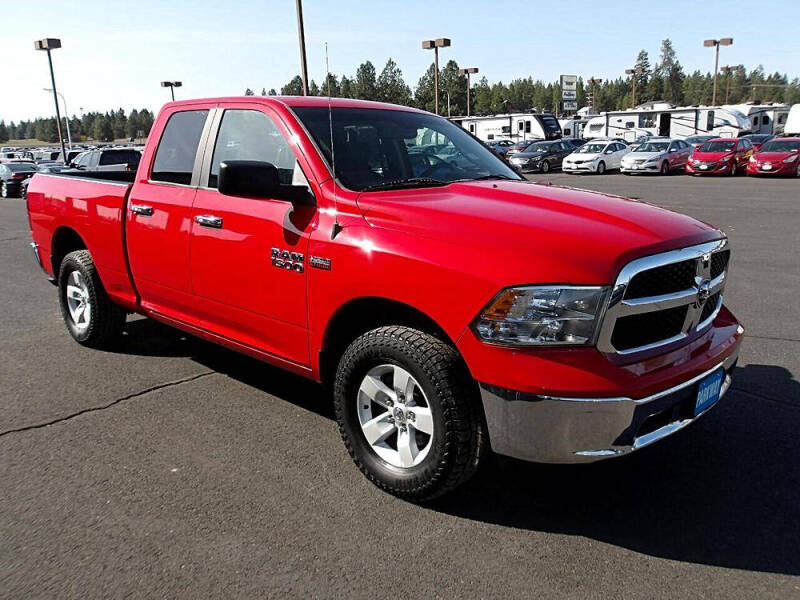 2016 RAM 1500 SLT