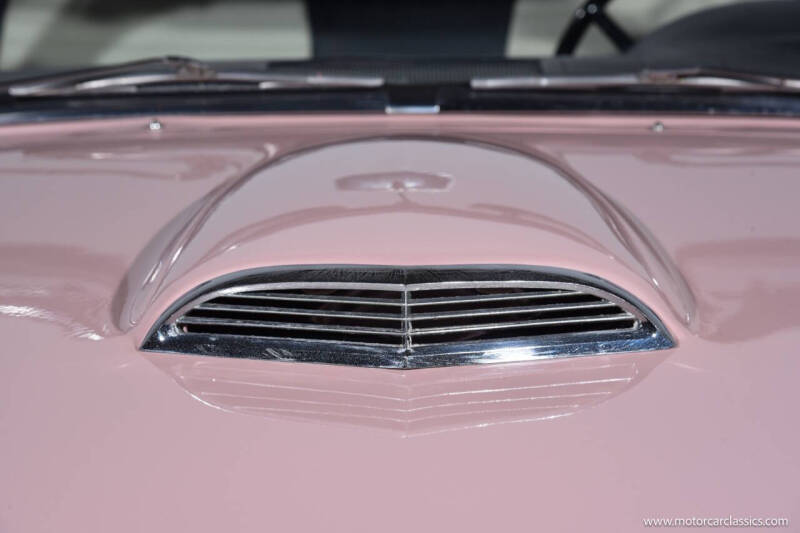 1957 Ford Thunderbird