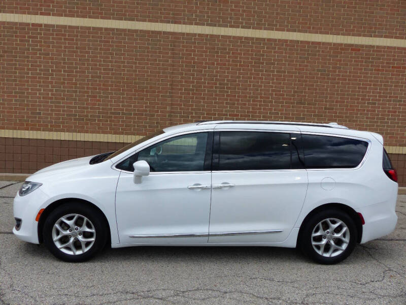 2020 Chrysler Pacifica Touring L 35th Anniversary