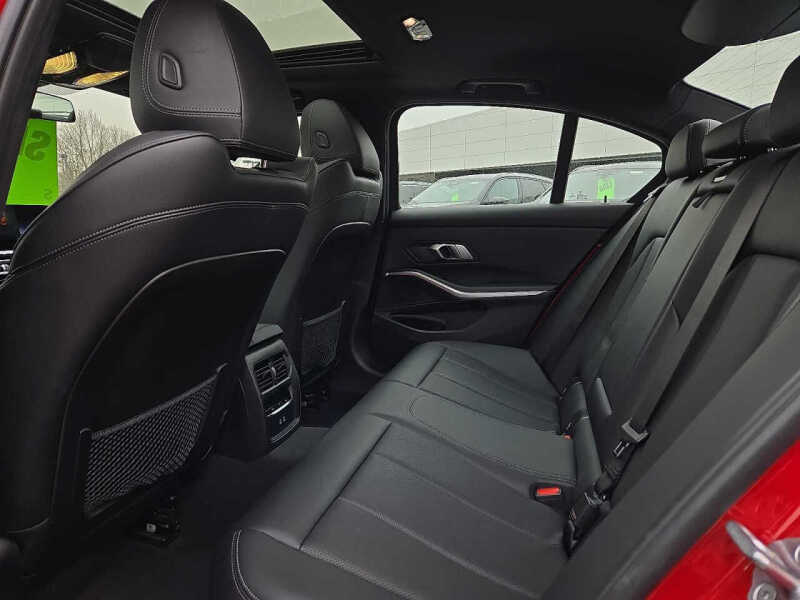 2023 BMW 3 Series 330i xDrive