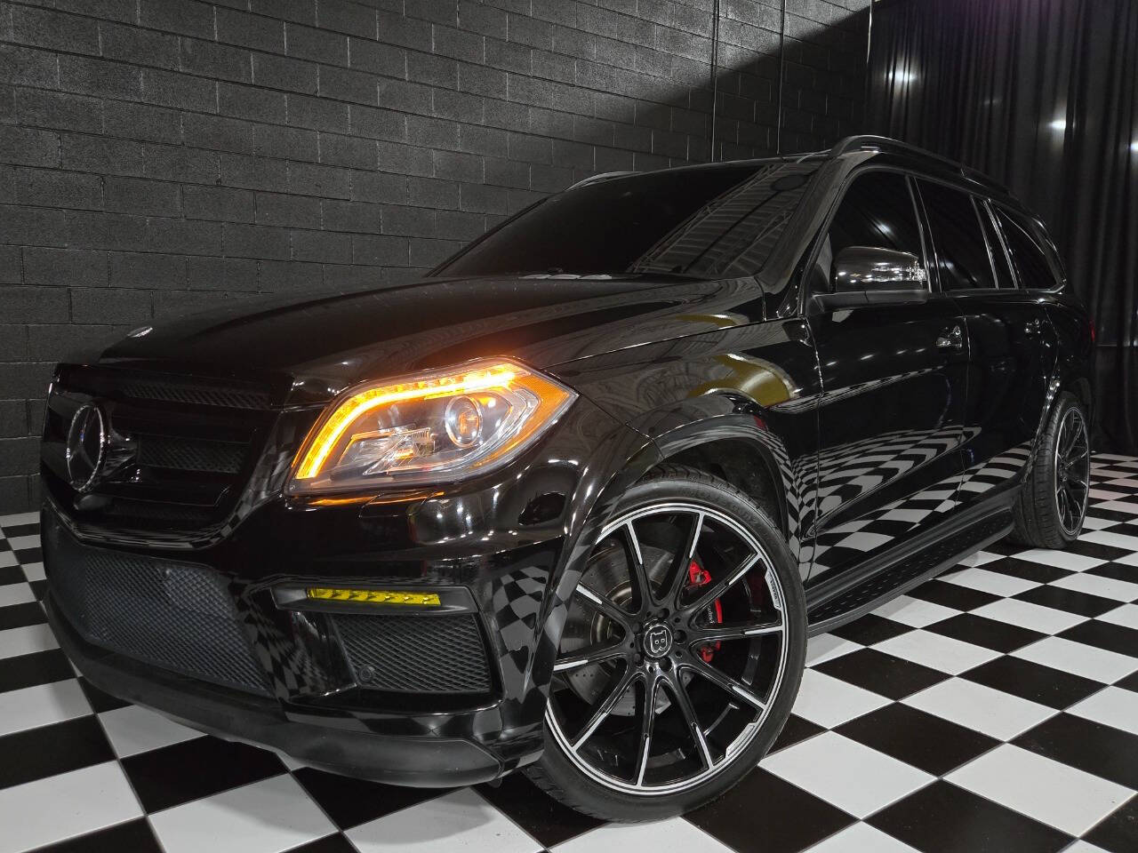 2015 Mercedes-Benz GL-Class 82