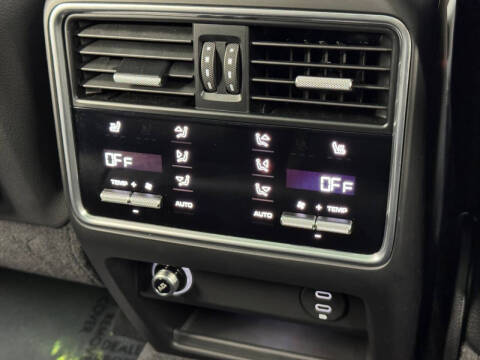 2021 Porsche Cayenne GTS