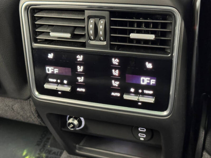 2021 Porsche Cayenne GTS