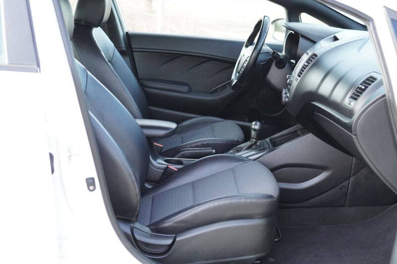 2015 Kia Forte5 SX