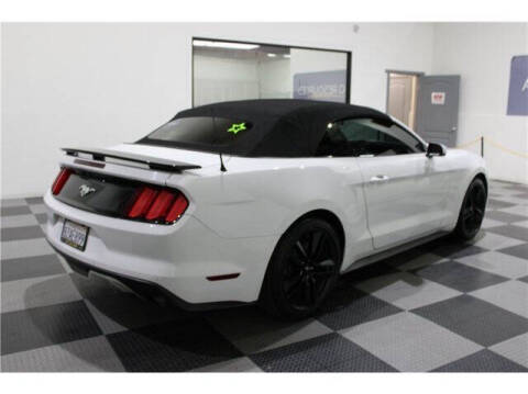 2016 Ford Mustang EcoBoost Premium