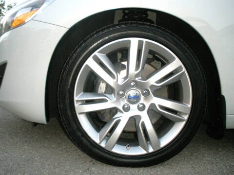 2013 Volvo S60 T5 Platinum