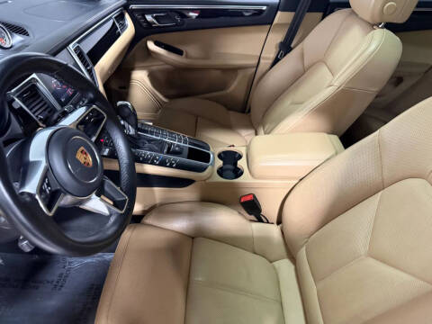 2018 Porsche Macan S