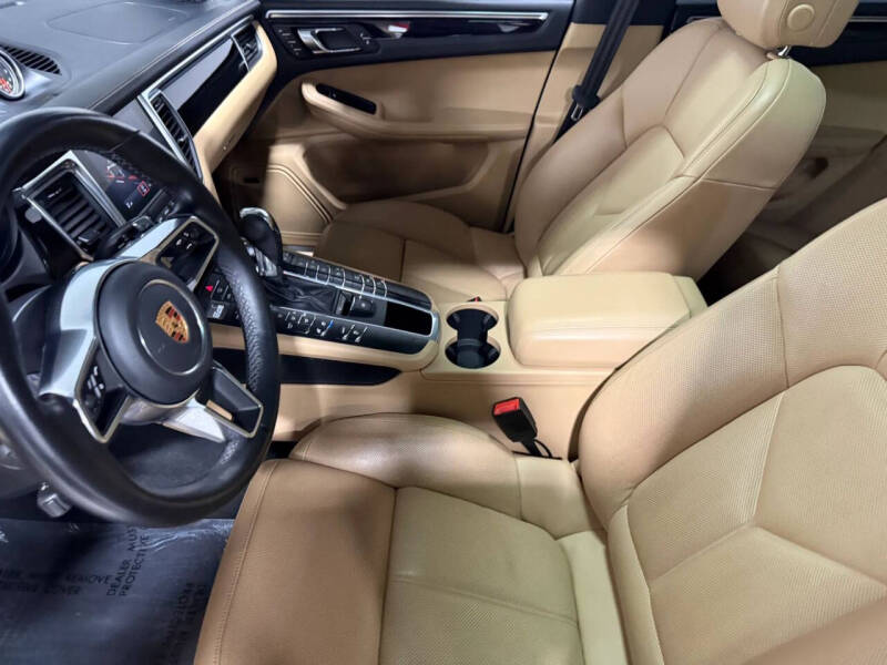 2018 Porsche Macan S