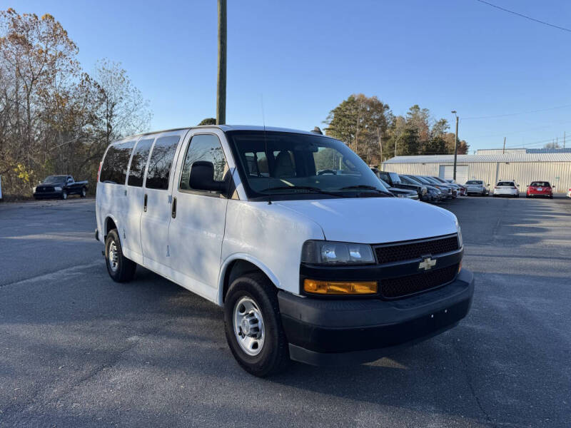 2020 Chevrolet Express LS 2500