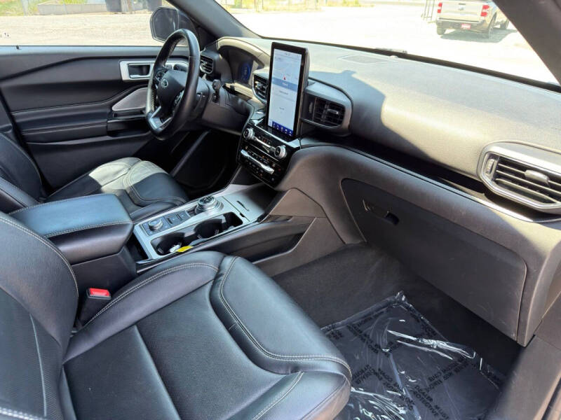 2021 Ford Explorer ST