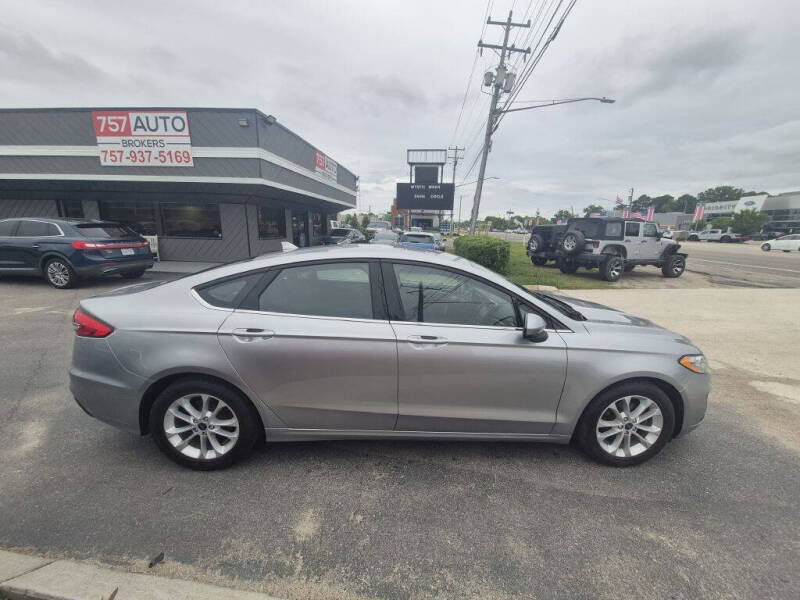 2020 Ford Fusion SE