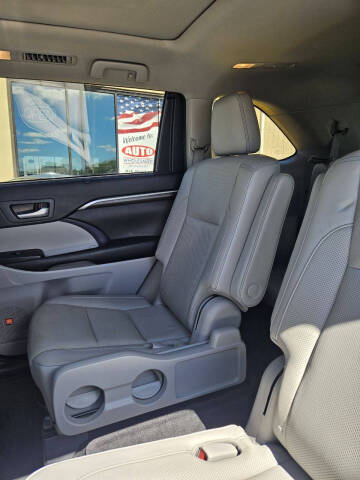 2016 Toyota Highlander Limited Platinum