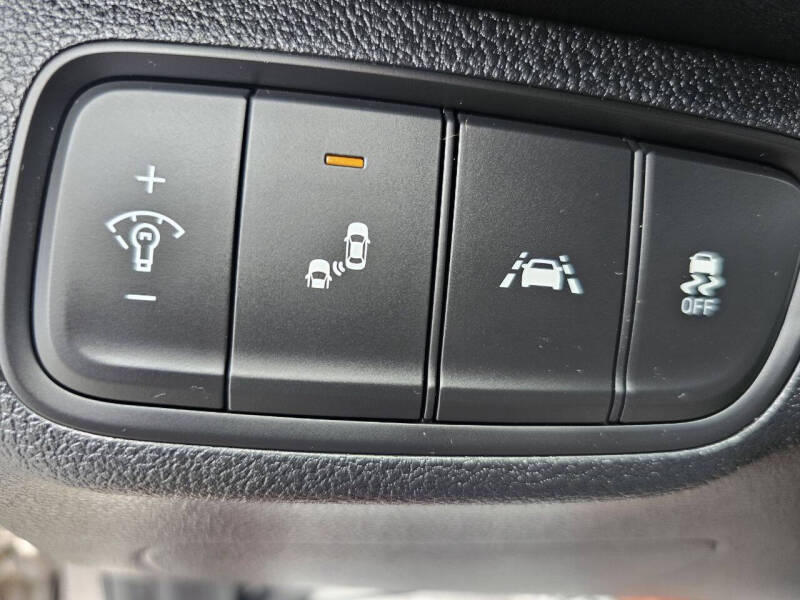 2019 Hyundai Santa Fe SE 2.4L