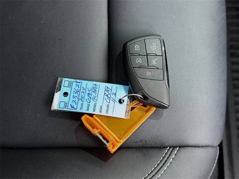 2024 GMC Acadia Elevation