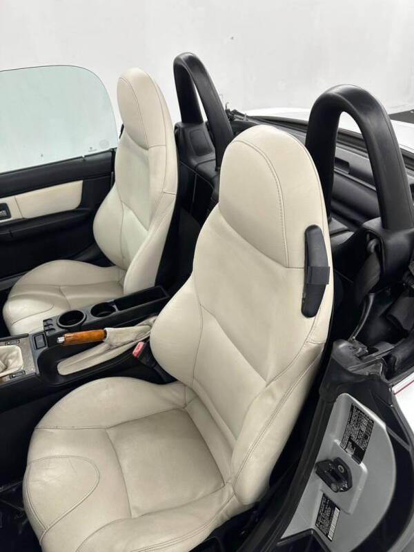 2001 BMW Z3 3.0i