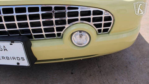 2005 Ford Thunderbird