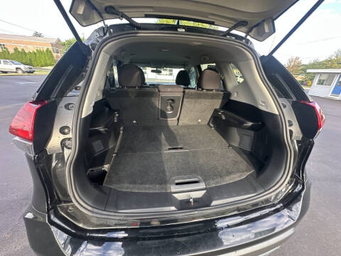 2020 Nissan Rogue SV