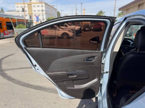 2018 Chevrolet Sonic Premier Auto