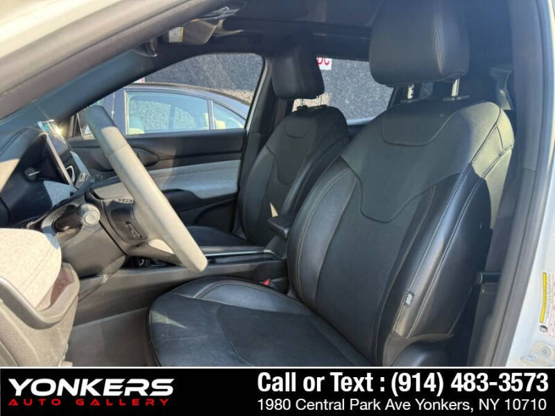2023 Jeep Compass Latitude Lux