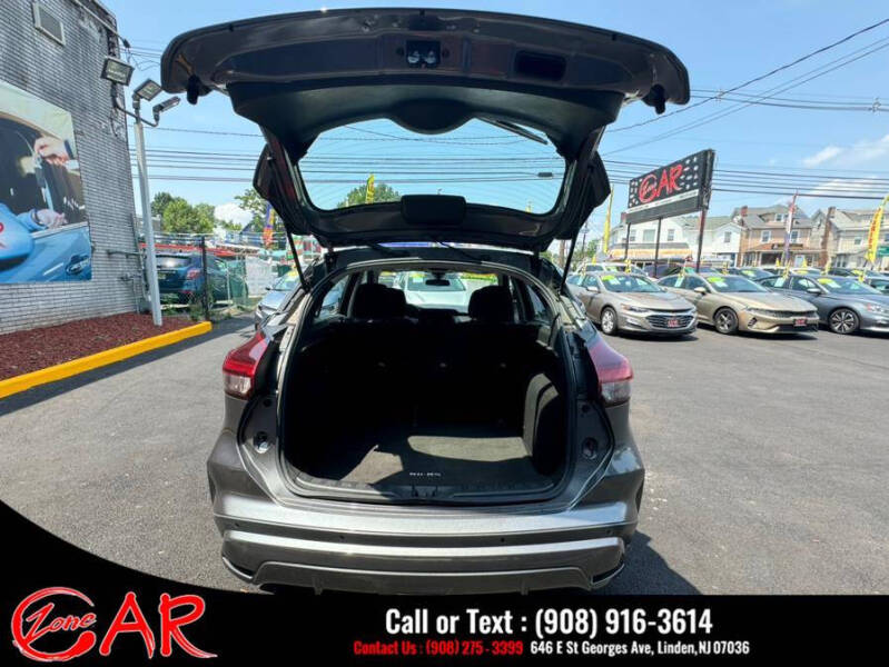 2021 Nissan Kicks SV