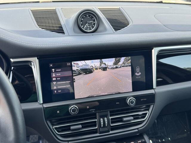 2024 Porsche Macan S