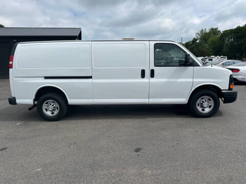 2017 Chevrolet Express 2500