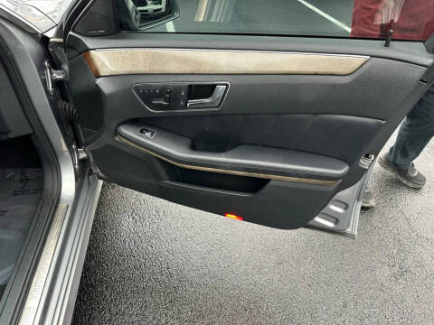 2010 Mercedes-Benz E-Class