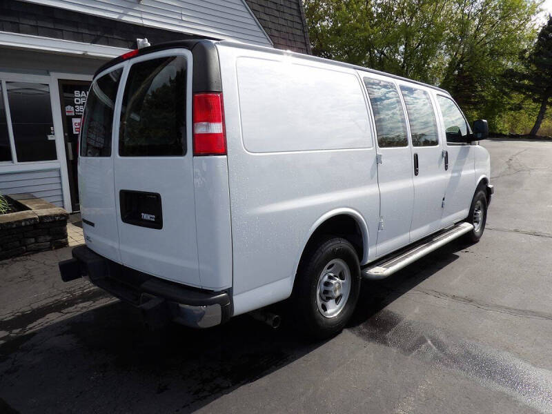 2024 Chevrolet Express 2500