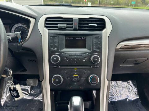 2013 Ford Fusion SE