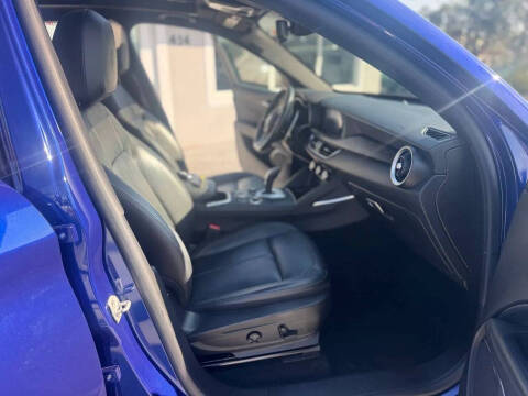 2022 Alfa Romeo Stelvio Sprint