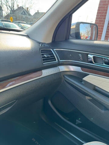 2016 Ford Explorer Platinum