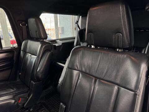 2017 Lincoln Navigator L Select