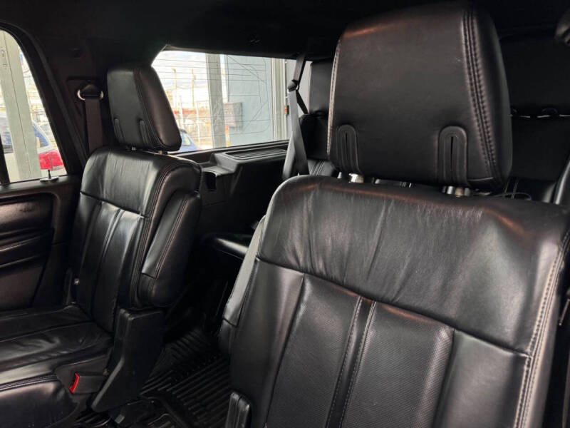 2017 Lincoln Navigator L Select