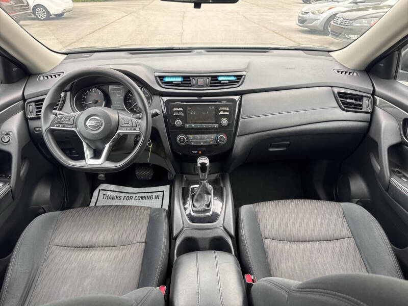 2017 Nissan Rogue S
