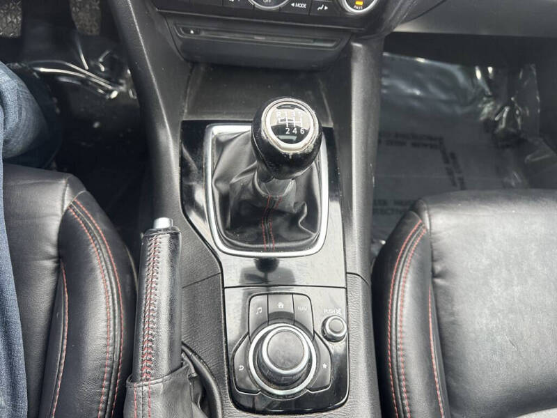 2015 Mazda MAZDA3 i Grand Touring