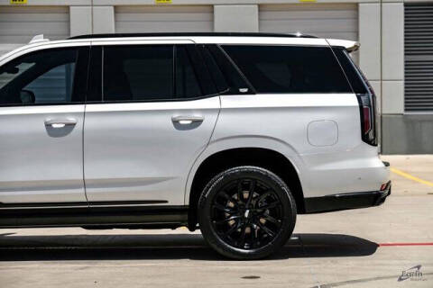 2024 Cadillac Escalade Sport